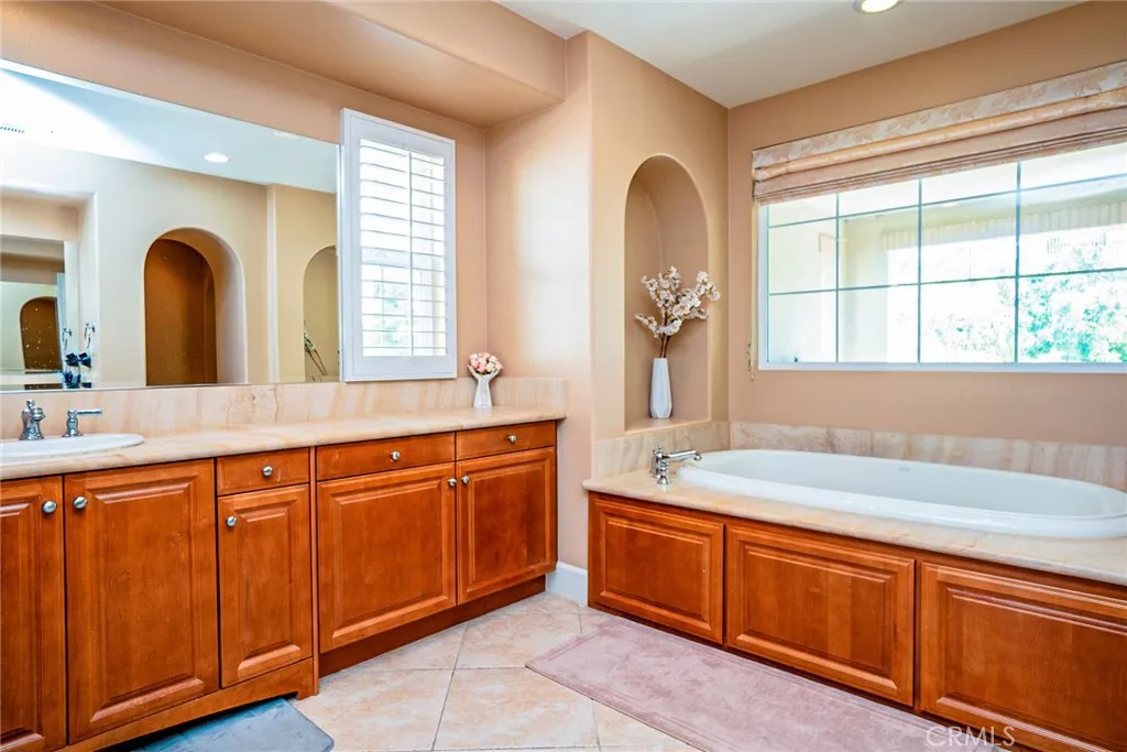 1550 Hibiscus Avenue, Azusa, California 91702 home-pic-49